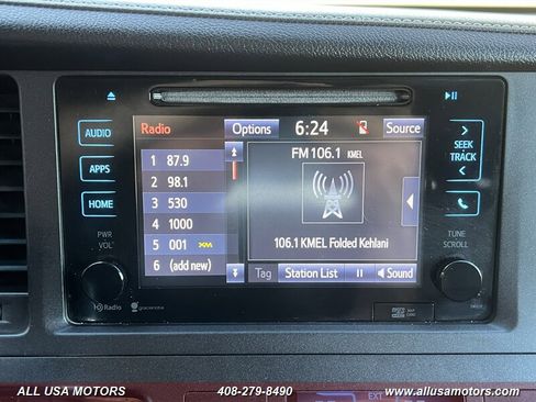 Used 2015 Toyota Sienna SE w/ SE Preferred Package image 39