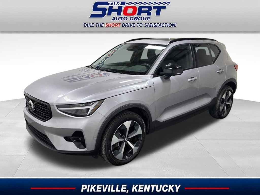 Used 2026 Volvo XC40 B5 Plus AWD/4WD 360° Tour