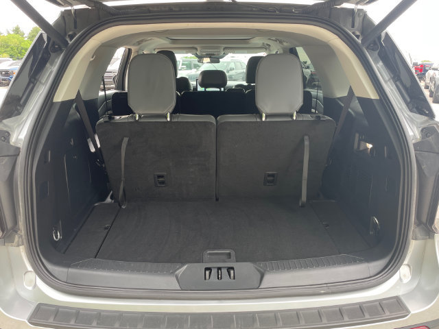Certified 2025 Ford Explorer Active w/ Active Comfort Package AWD/4WD image 16