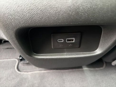 Certified 2025 Cadillac XT5 Premium Luxury image 20