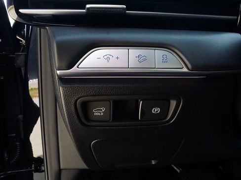 New 2026 Genesis GV80 2.5T Advanced image 14