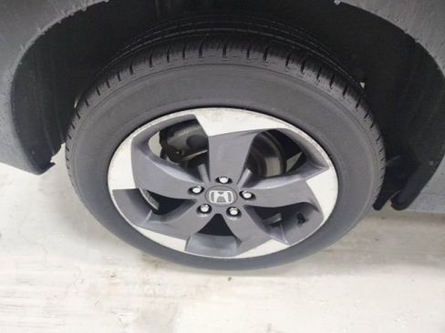 Used 2018 Honda HR-V EX-L image 15