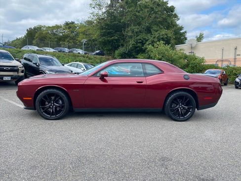 Used 2018 Dodge Challenger R/T w/ Blacktop Package image 2