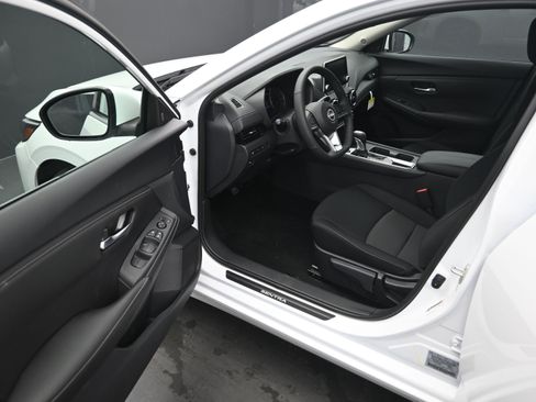 New 2025 Nissan Sentra SV w/ All-Weather Package image 10