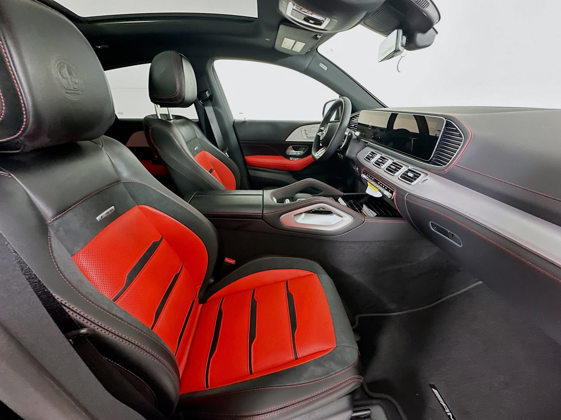 New 2026 Mercedes-Benz GLE 53 AMG 4MATIC Coupe image 31