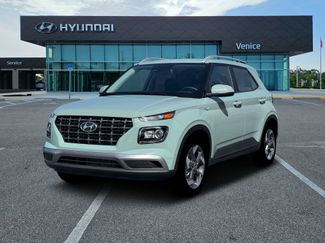 New 2026 Hyundai Venue SEL FWD video 1