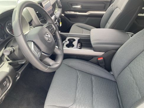 New 2026 RAM 1500 Express AWD/4WD image 16