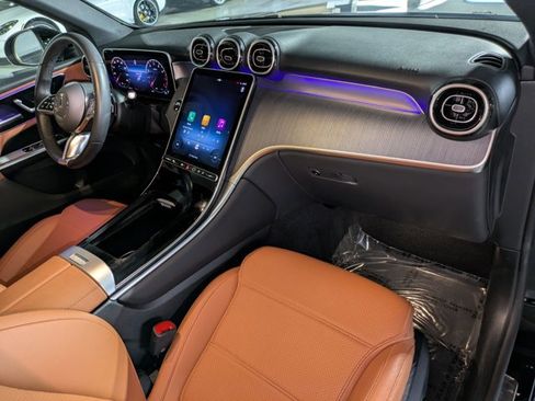 Certified 2025 Mercedes-Benz GLC 300 image 23