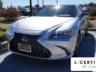 Certified 2023 Lexus ES 350 w/ Premium Package