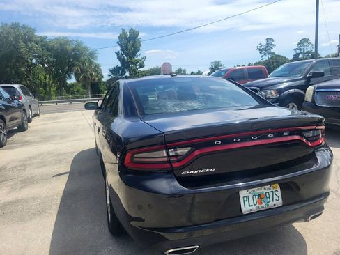 Used 2022 Dodge Charger SXT RWD image 21