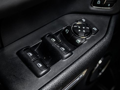 Used 2022 Ford Expedition Max Limited image 39