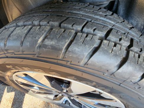 Used 2017 Subaru Outback 2.5i Premium image 17