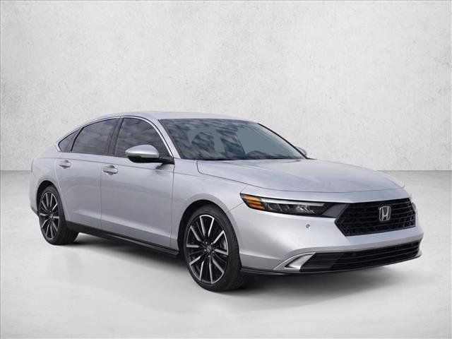 Certified 2025 Honda Accord Touring image 3