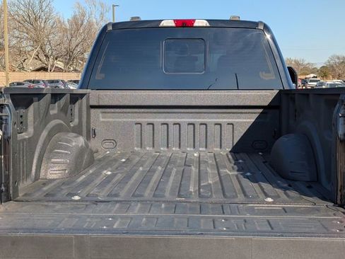 Used 2025 Ford F250 Lariat w/ Chrome Package image 27