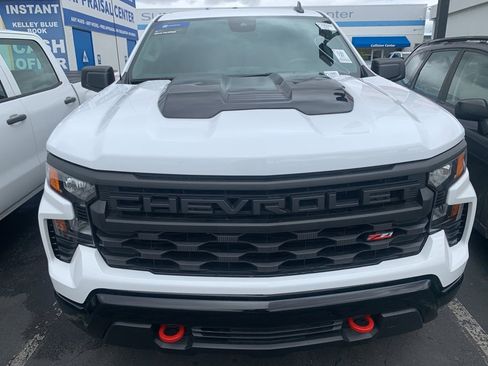 Used 2025 Chevrolet Silverado 1500 Custom Trail Boss image 3