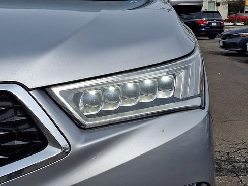 Used 2018 Acura MDX SH-AWD image 12