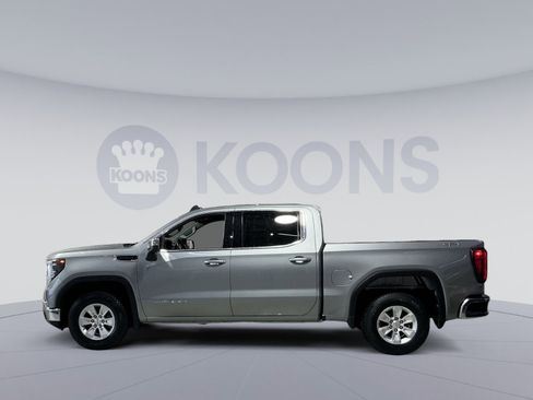Used 2023 GMC Sierra 1500 SLE image 13