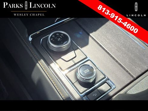 Used 2023 Ford Expedition Platinum AWD/4WD image 26
