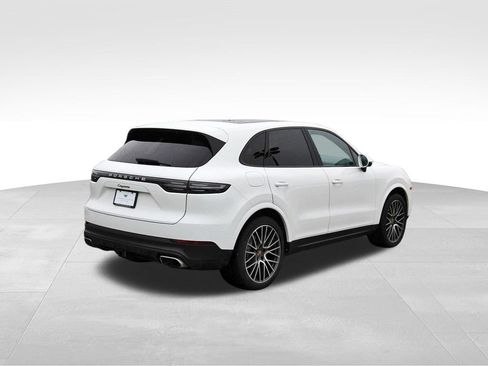 Used 2021 Porsche Cayenne AWD/4WD image 4