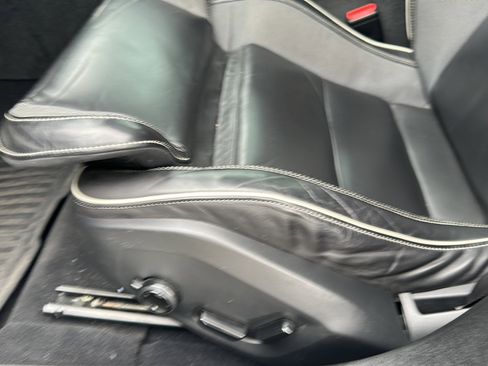 Used 2019 Volvo S60 T6 R-Design image 15