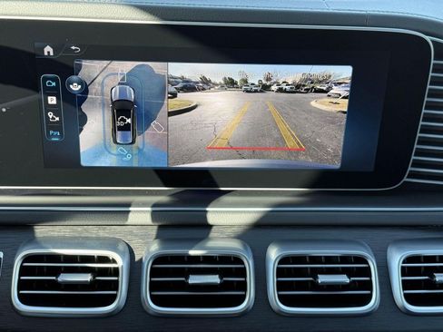 Certified 2026 Mercedes-Benz GLS 450 4MATIC image 29