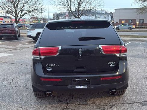 Used 2013 Lincoln MKX AWD image 27