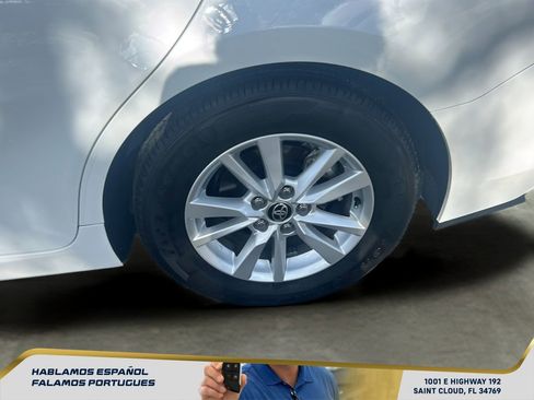 Used 2025 Toyota Camry LE image 11