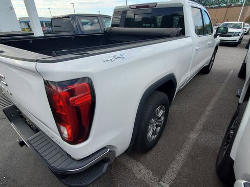 Used 2020 GMC Sierra 1500 SLE w/ SLE Value Package image 9