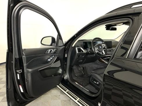 Used 2023 BMW X7 xDrive40i w/ Premium Package AWD/4WD image 26