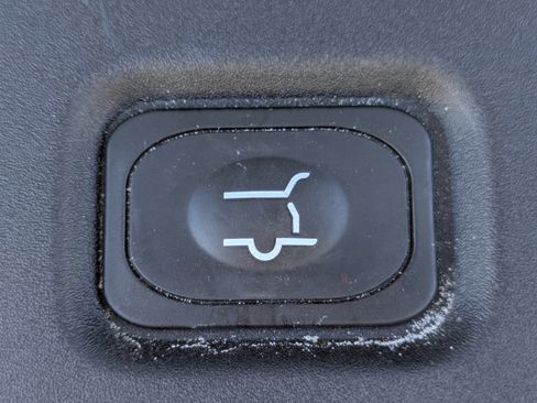 Used 2025 Ford Expedition Platinum AWD/4WD image 15