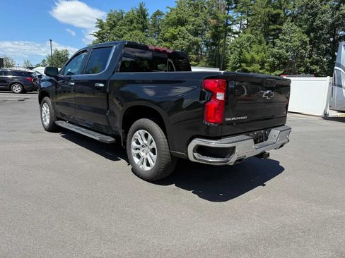 Used 2024 Chevrolet Silverado 1500 LTZ w/ LTZ Premium Package AWD/4WD image 9