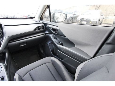 Used 2025 Subaru Crosstrek 2.0i Premium image 10