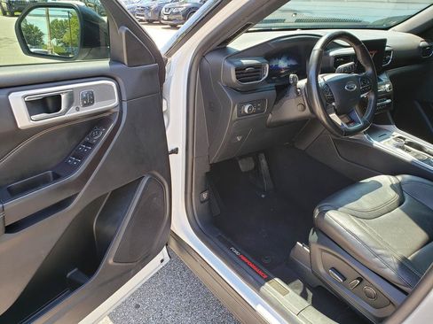 Used 2020 Ford Explorer ST w/ ST Street Pack AWD/4WD image 9