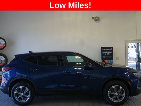 Used 2023 Chevrolet Blazer LT w/ Driver Confidence Package AWD/4WD image 2