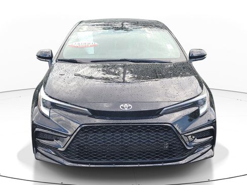 Used 2023 Toyota Corolla XSE FWD image 2