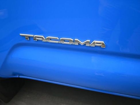 Used 2021 Toyota Tacoma TRD Off-Road image 26