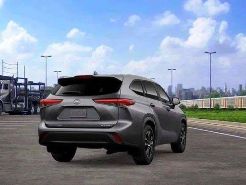 New 2026 Toyota Highlander XLE AWD/4WD image 53
