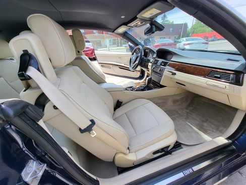 Used 2013 BMW 328i Convertible RWD image 11