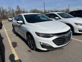 Used 2024 Chevrolet Malibu LT video 3