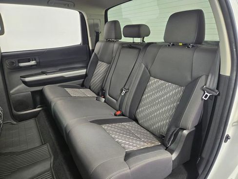 Used 2020 Toyota Tundra SR5 w/ SR5 Upgrade Package AWD/4WD image 19