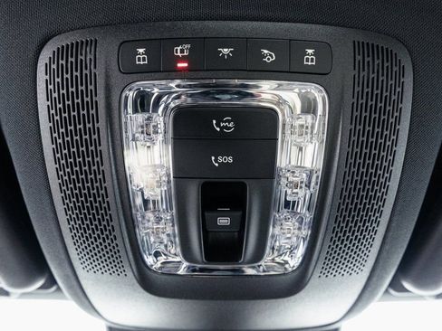 Used 2025 Mercedes-Benz GLE 450e 4MATIC w/ AMG Line Exterior image 24