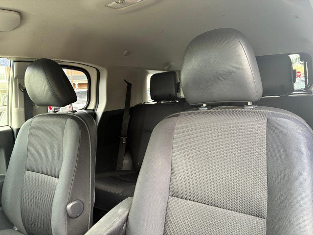 Used 2013 Toyota FJ Cruiser 4WD w/ Upgrade Pkg image 12