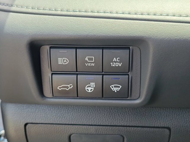 Used 2021 Toyota Highlander Platinum FWD image 24