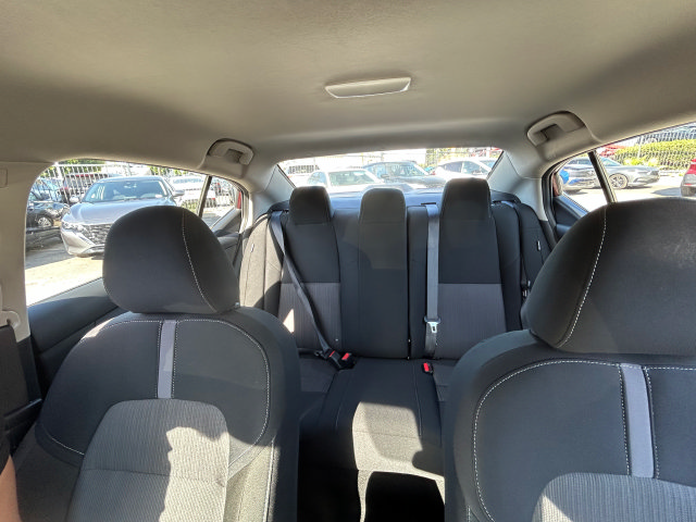 Used 2025 Nissan Sentra SV FWD image 33