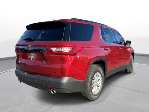 Used 2021 Chevrolet Traverse LT image 6