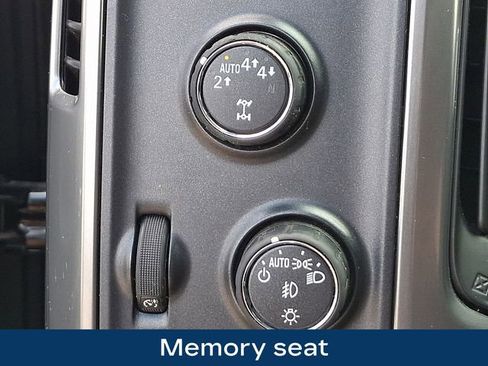 Used 2017 Chevrolet Silverado 1500 LTZ Z71 image 11