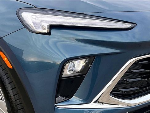 Used 2025 Buick Encore GX Preferred image 28