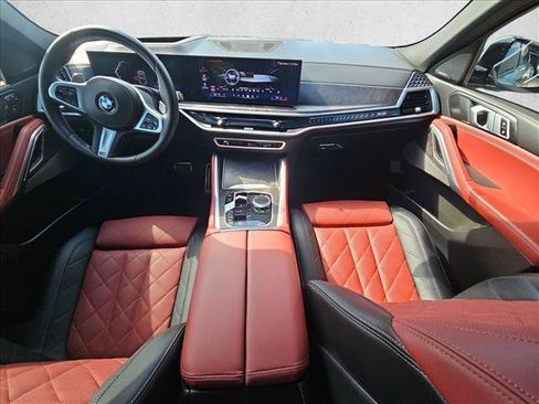 Used 2025 BMW X6 xDrive40i w/ Premium Package AWD/4WD image 17