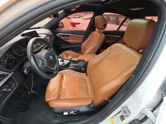 Used 2017 BMW 330i Sedan RWD image 5