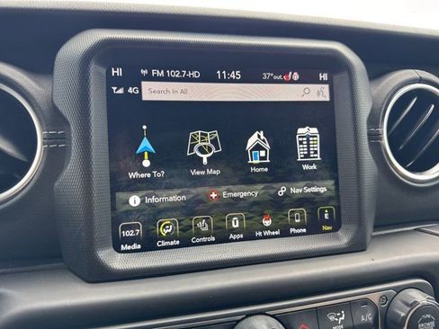 Used 2020 Jeep Wrangler Unlimited Sahara image 26